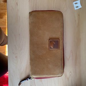 Dooney & Burke Leather zip wallet